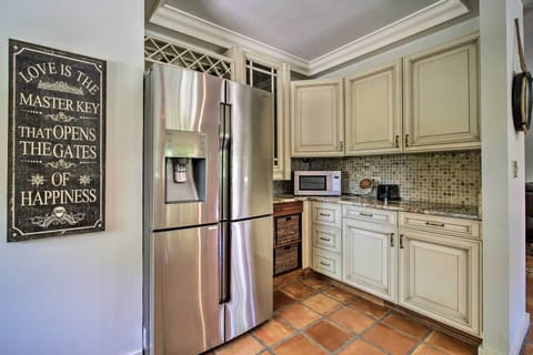 House (3 Bedrooms) | Private kitchen | Microwave, oven, stovetop, dishwasher