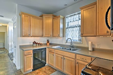 House (2 Bedrooms) | Private kitchen | Microwave, oven, stovetop, dishwasher