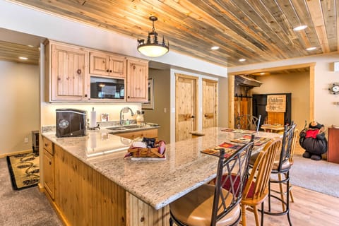 Apartment (1 Bedroom) | Interior