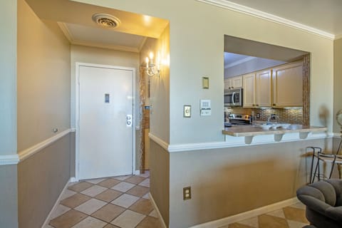 Apartment, Ocean View | Private kitchen | Full-size fridge, microwave, oven, stovetop