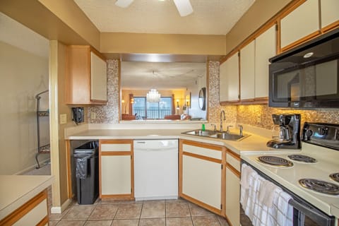 Condo | Private kitchen | Full-size fridge, microwave, oven, stovetop