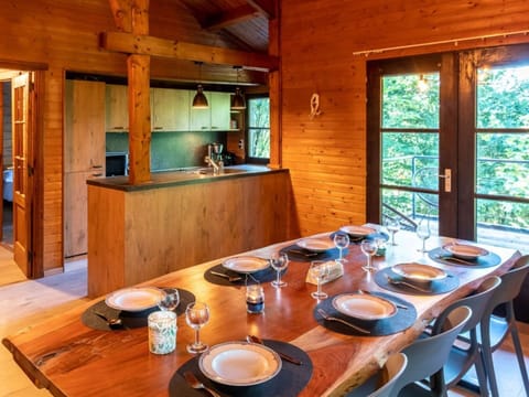 Chalet | Dining