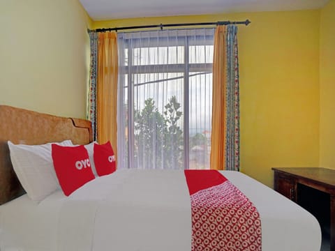 Standard Double Room | Desk, free WiFi, bed sheets