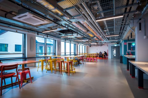 Buffet breakfast on weekdays (EUR 10.90 per person)