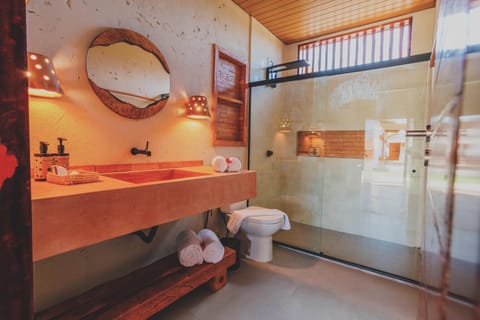 Luxury Chalet, 1 King Bed, Jetted Tub | Bathroom | Hair dryer, towels, soap, shampoo