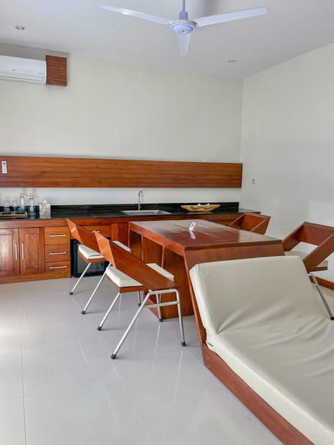 Villa, 1 Bedroom | Private kitchenette | Mini-fridge