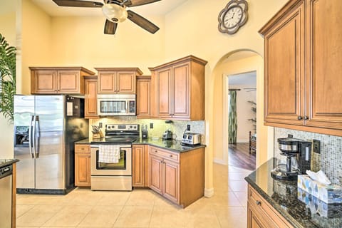 Villa (4 Bedrooms) | Private kitchen | Microwave, oven, stovetop, dishwasher