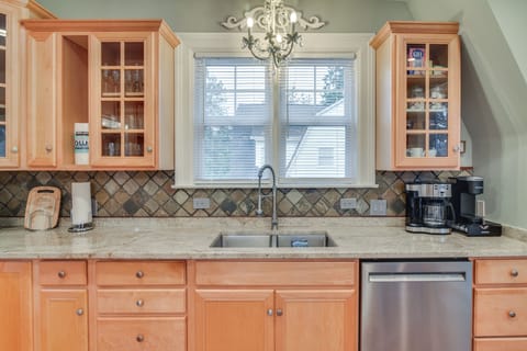 House (1 Bedroom) | Interior