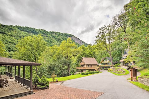 House (6 Bedrooms) | Interior