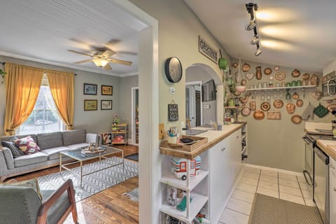 House (2 Bedrooms) | Interior