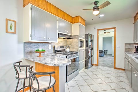 House (3 Bedrooms) | Private kitchen | Microwave, oven, stovetop, dishwasher