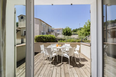 Apartment, 1 Bedroom (for 6) | Terrace/patio