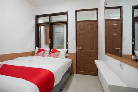 Standard Double Room | Soundproofing, free WiFi, bed sheets