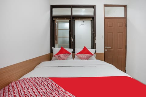 Standard Double Room | Soundproofing, free WiFi, bed sheets