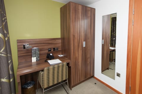 In-room business center