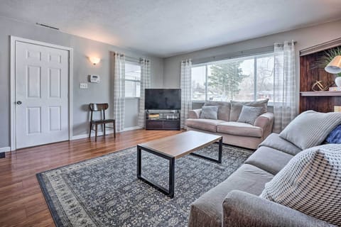 House (5 Bedrooms) | Interior