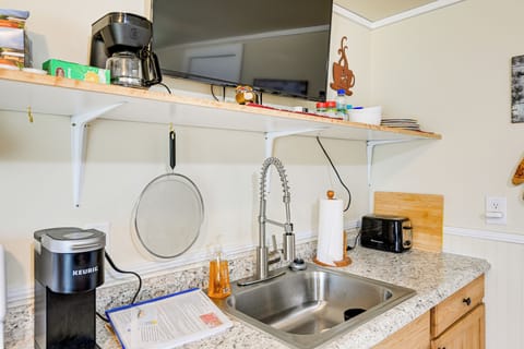 Apartment (0 Bedroom) | Interior