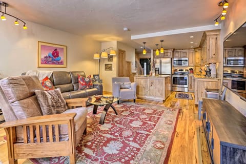 Apartment (2 Bedrooms) | Front of property