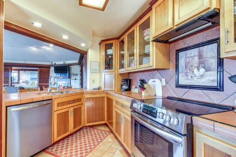 House (2 Bedrooms) | Interior