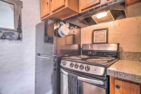 Apartment (0 Bedroom) | Interior