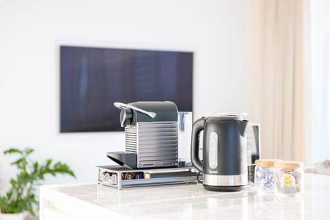 Premier Apartment, 2 Bedrooms, Balcony, Sea View | Private kitchen | Full-size fridge, microwave, oven, stovetop