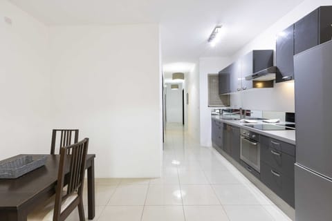 Basic Apartment, Multiple Beds | Private kitchen | Fridge, oven, stovetop, electric kettle