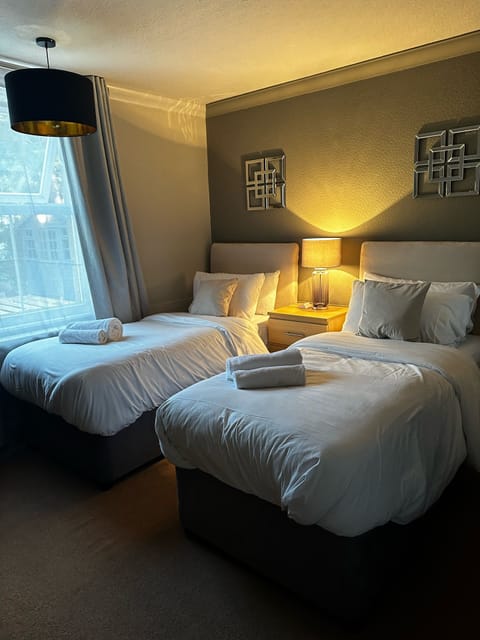 Superior Double or Twin Room | Premium bedding, blackout drapes, iron/ironing board, free WiFi