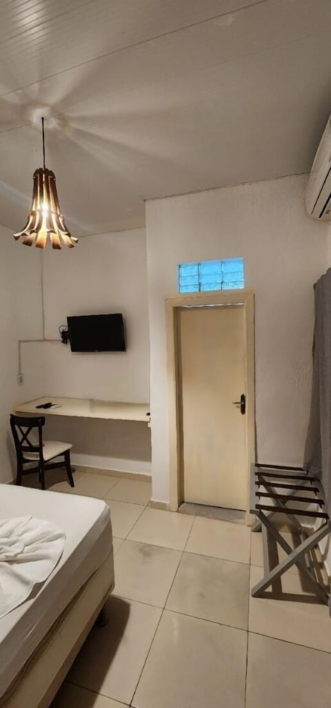 Standard Twin Room | Minibar, iron/ironing board, free WiFi