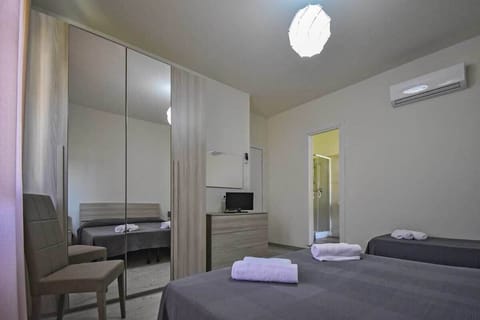 Standard Triple Room | Free WiFi, bed sheets