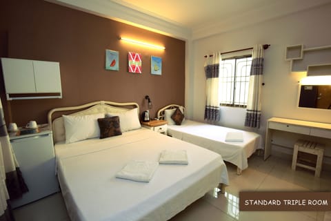 Standard Triple Room | Free WiFi, bed sheets