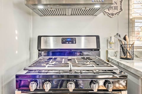 Cottage (2 Bedrooms) | Interior