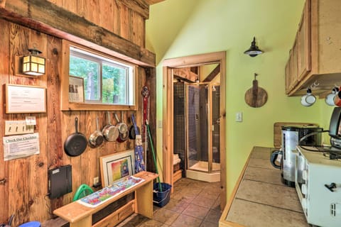 Apartment (0 Bedroom) | Interior