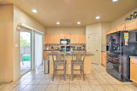 House (3 Bedrooms) | Private kitchen | Microwave, oven, stovetop, dishwasher