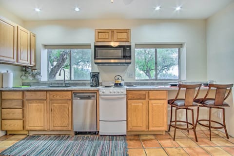 House (1 Bedroom) | Private kitchen | Microwave, oven, stovetop, dishwasher