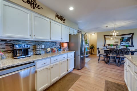 House (3 Bedrooms) | Private kitchen | Microwave, oven, stovetop, dishwasher