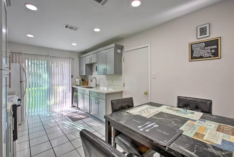 Apartment (2 Bedrooms) | Private kitchen | Microwave, oven, stovetop, dishwasher