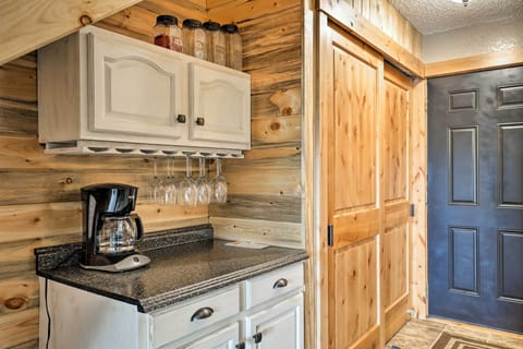 Apartment (0 Bedroom) | Interior