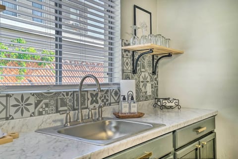 Apartment (1 Bedroom) | Interior