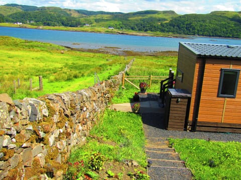 Cottage | Property grounds