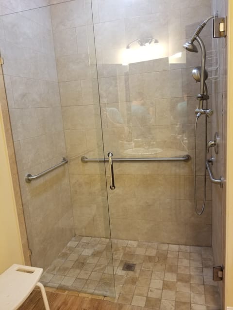 Bathroom shower