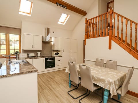 Fridge, dishwasher, electric kettle, toaster