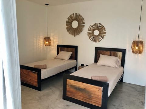 Twin Room | Free WiFi, bed sheets