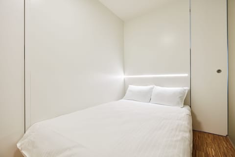 1 bedroom, hypo-allergenic bedding, in-room safe, blackout drapes