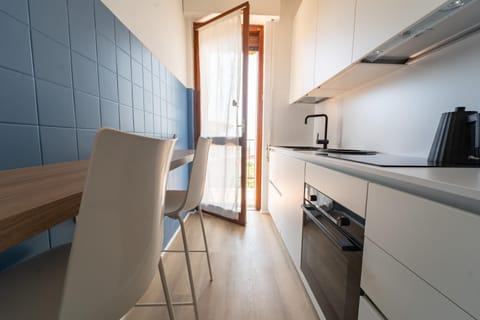 Apartment | Private kitchen | Stovetop