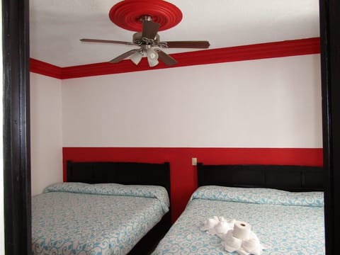 Family Triple Room | Free WiFi, bed sheets