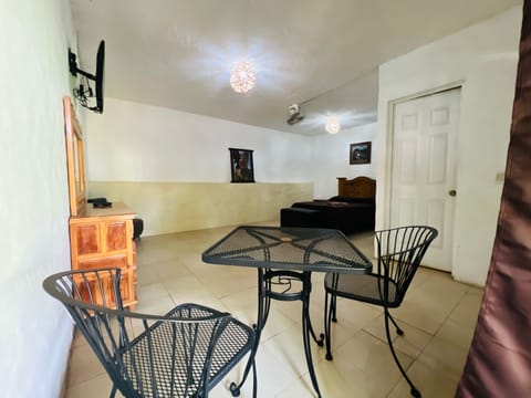 Double Room | Free WiFi