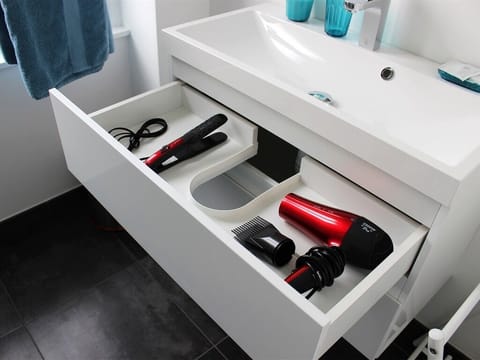 Comfort Suite, Private Bathroom | Bathroom