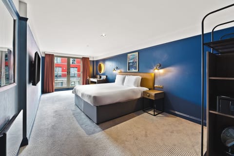 Deluxe Double Room | In-room safe, desk, laptop workspace, blackout drapes