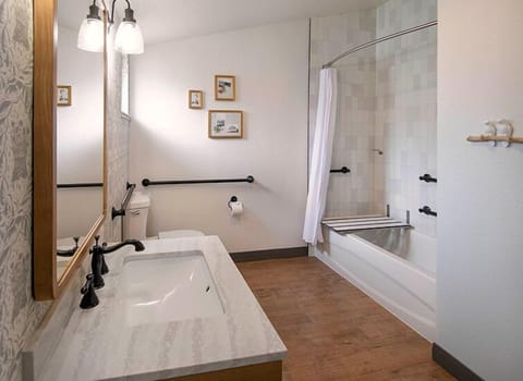 Shower, eco-friendly toiletries, hair dryer, towels