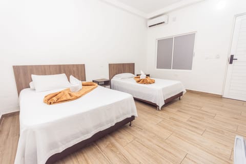 Standard Quadruple Room | Free WiFi, bed sheets